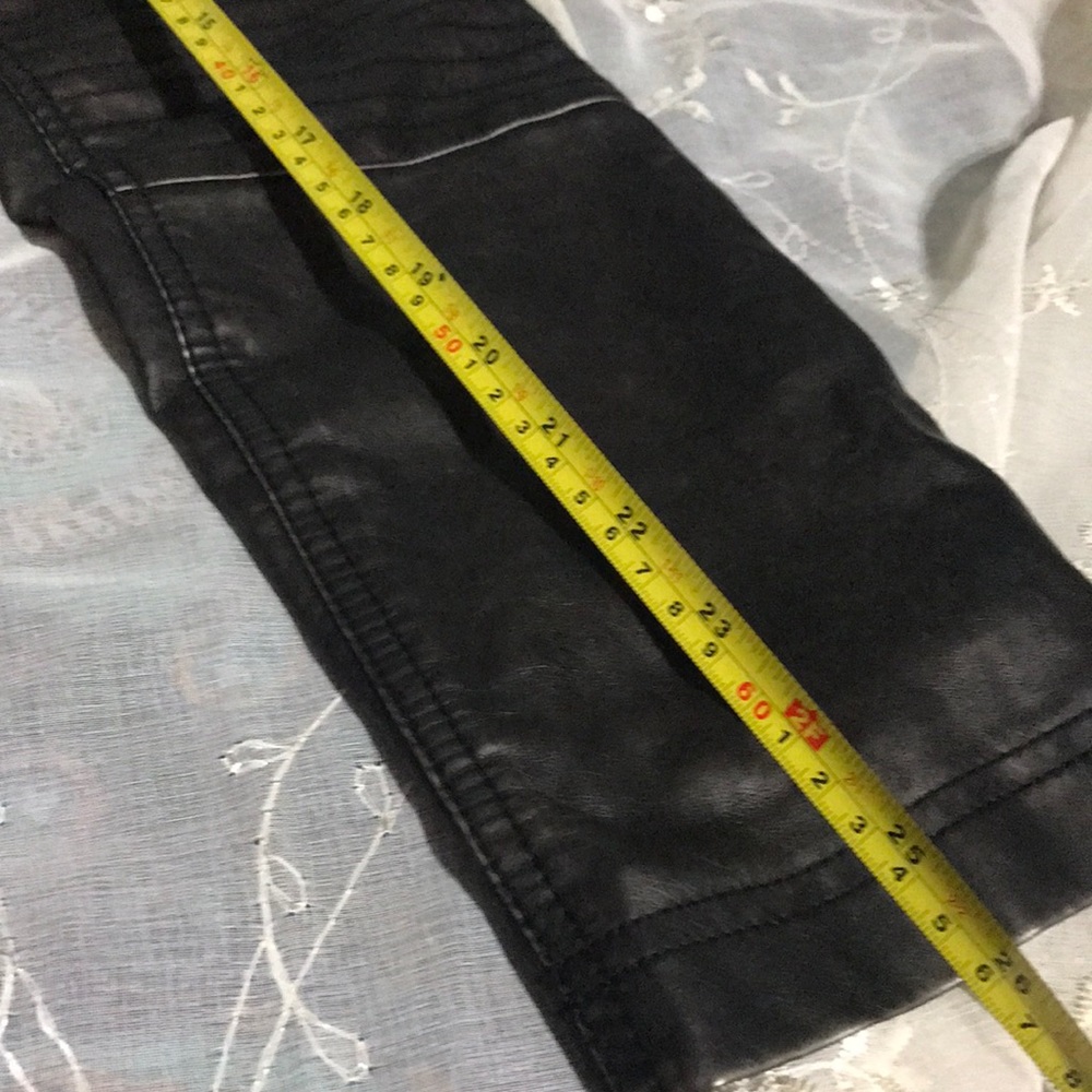 Motto Jacket - Picture 6 of 8
